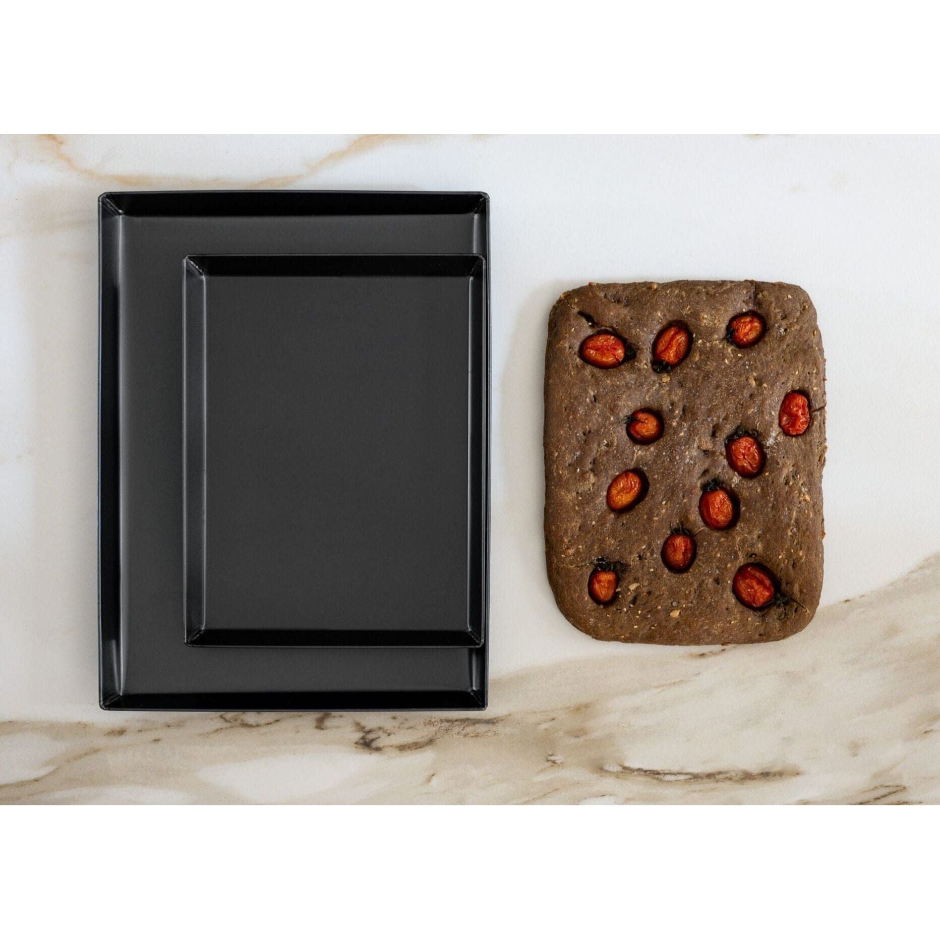 Marcato Blue Iron Pizza Tray_group