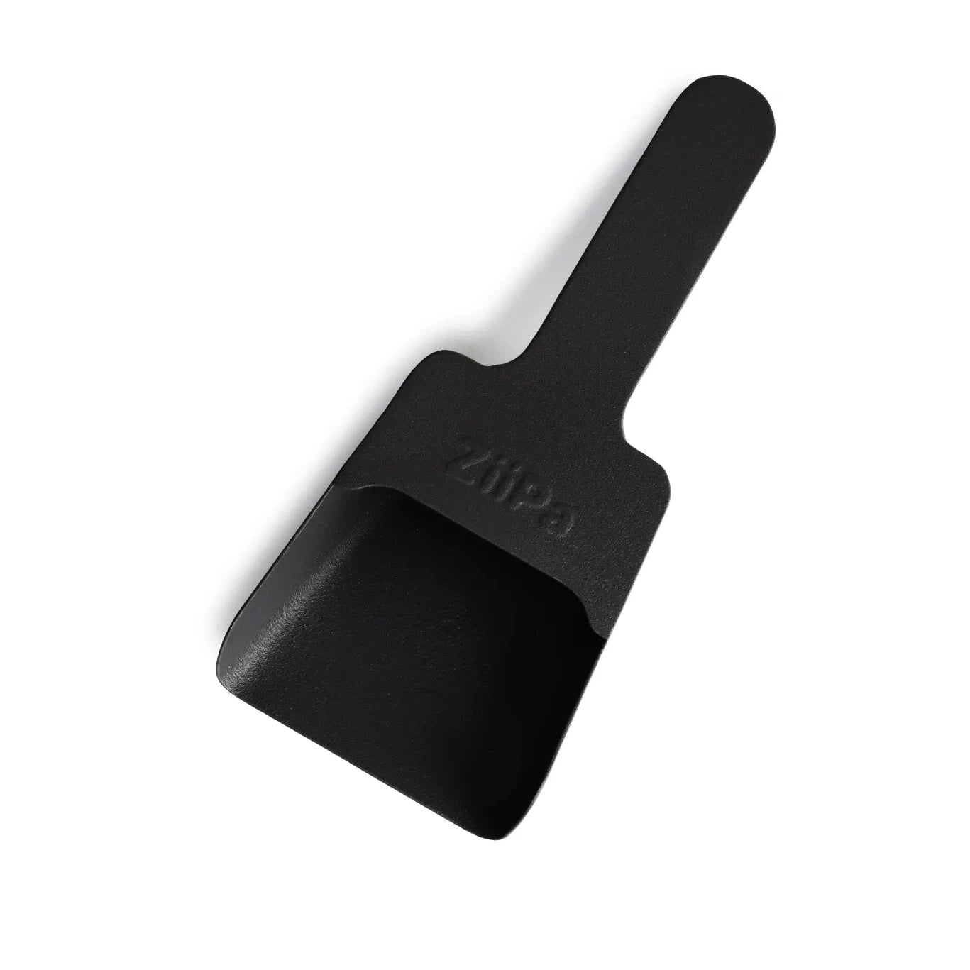 ZiiPa Melfa pellet scoop in Charcoal on a white background